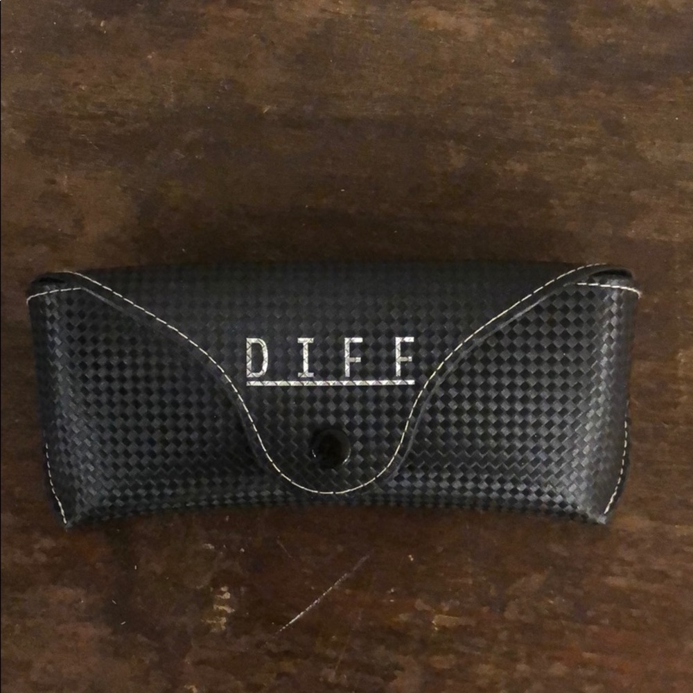 Diff Sunglasses - Picture 6 of 6